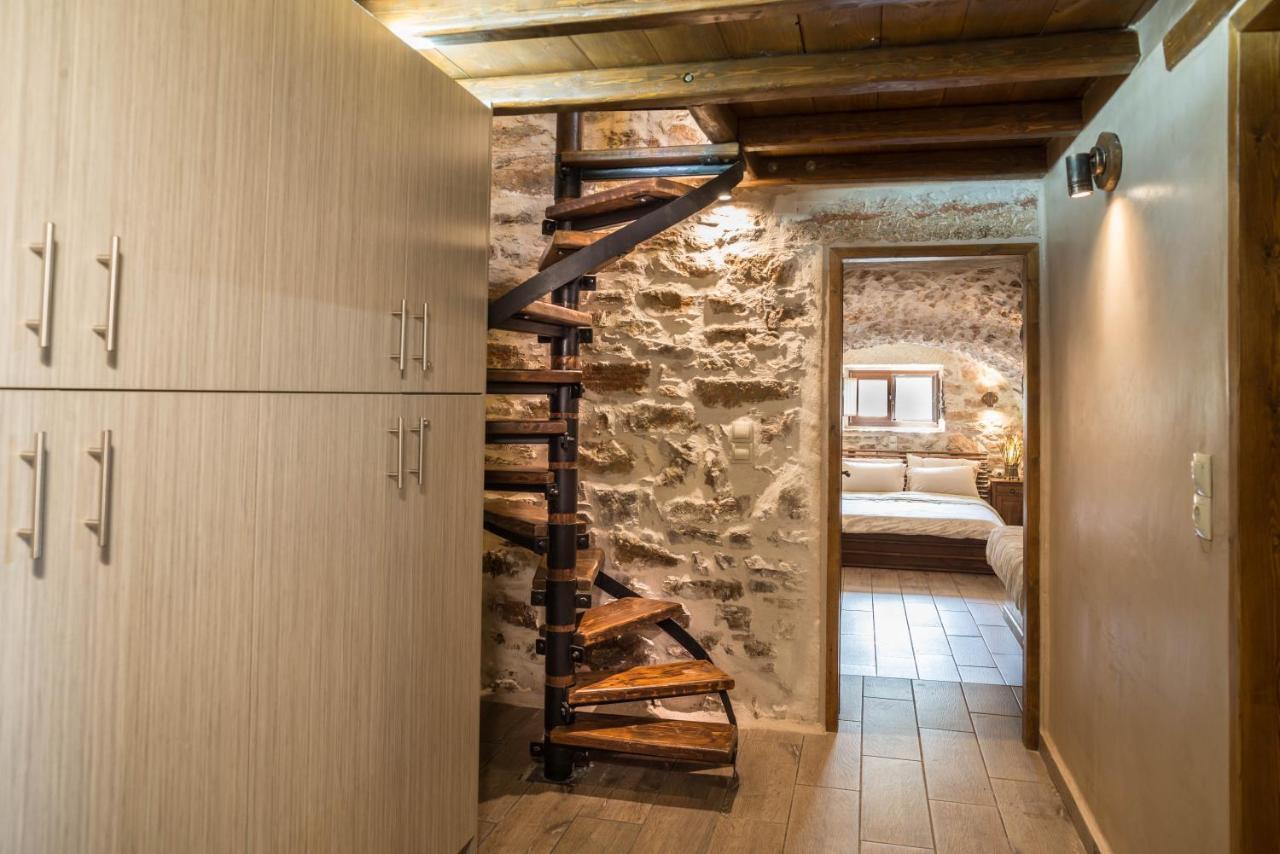 Karyoupolis Lounge Cave House Villa *