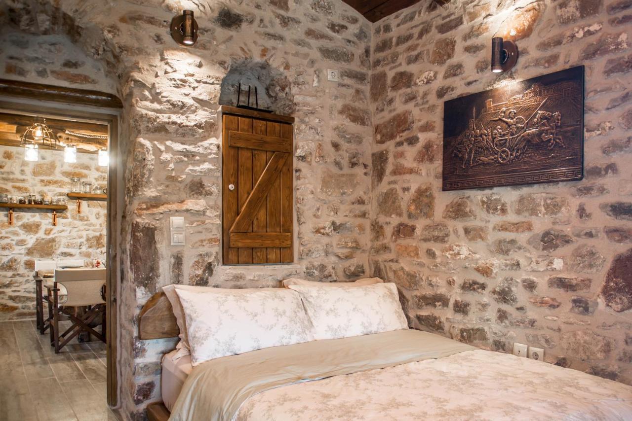 Karyoupolis Lounge Cave House Villa